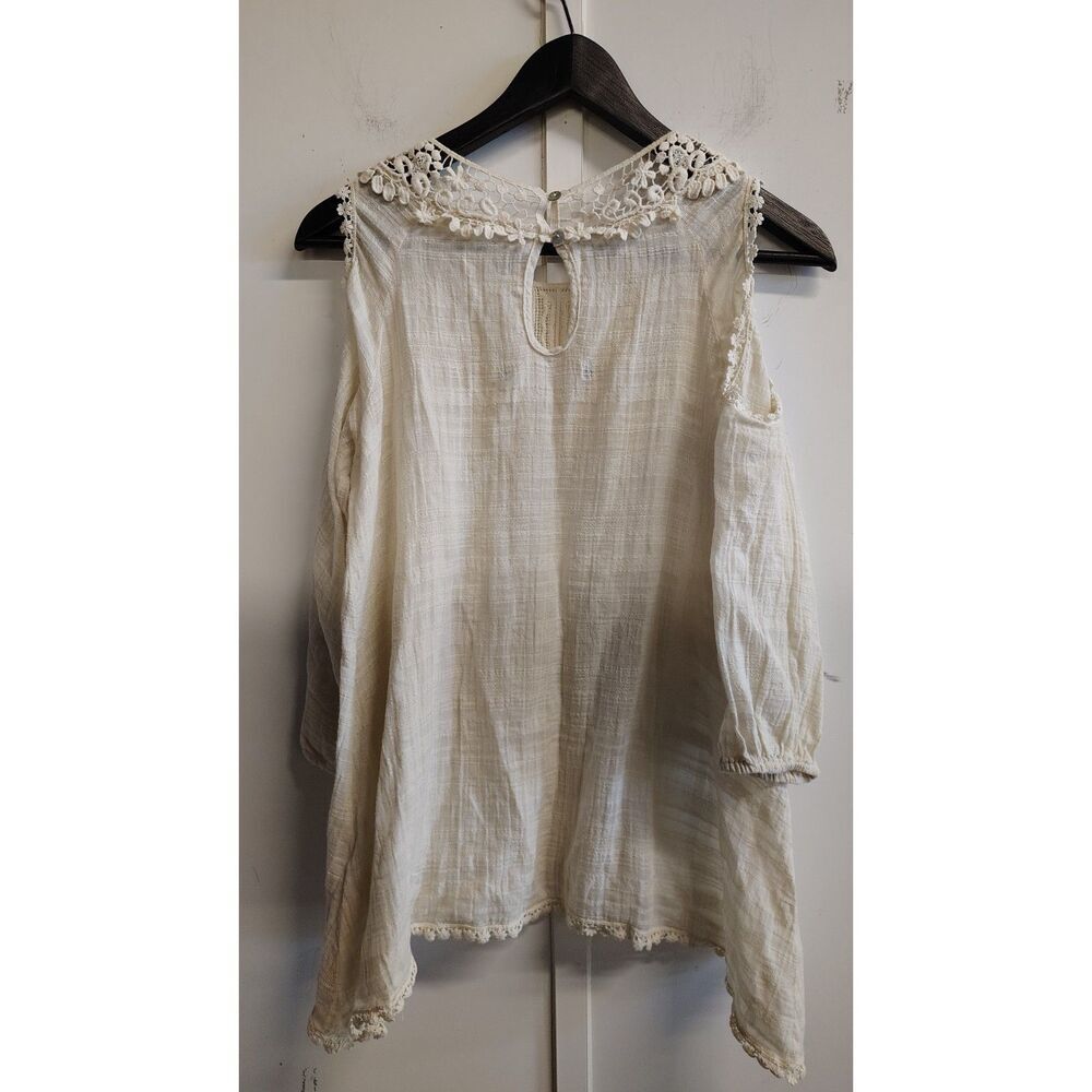 Chelsea & Violet XS Ivory Lace Top Cold Shoulder Long Sleeve Blouse - Picture 2 of 7